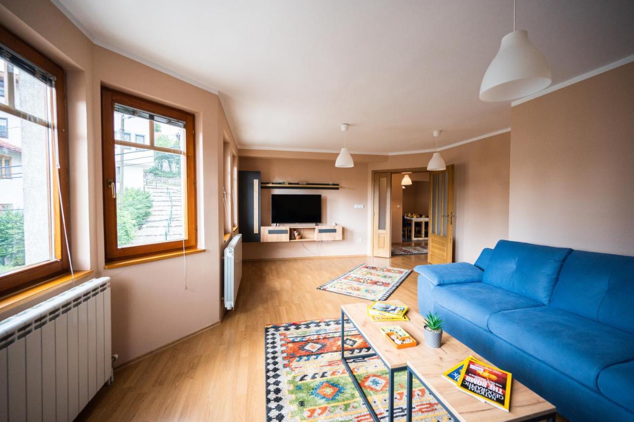 Spacious & Modern Apartments- Old Town サラエヴォ エクステリア 写真