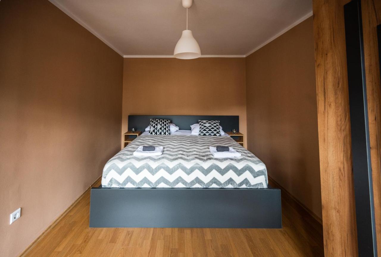 Spacious & Modern Apartments- Old Town サラエヴォ エクステリア 写真